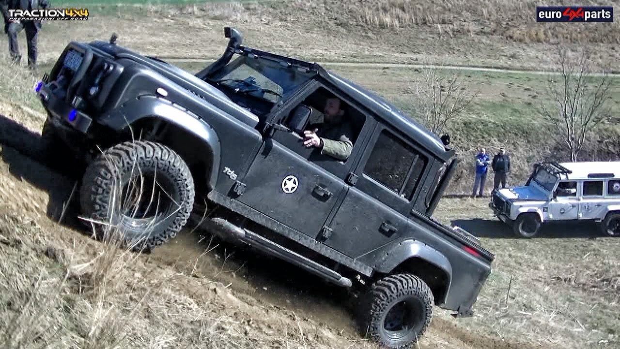 Land Rover Defender at Off Road Indjija