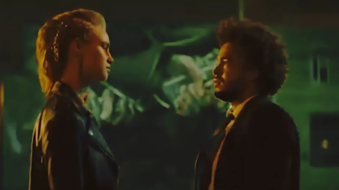 Human and Vampire Find a Love in Hopeless Place