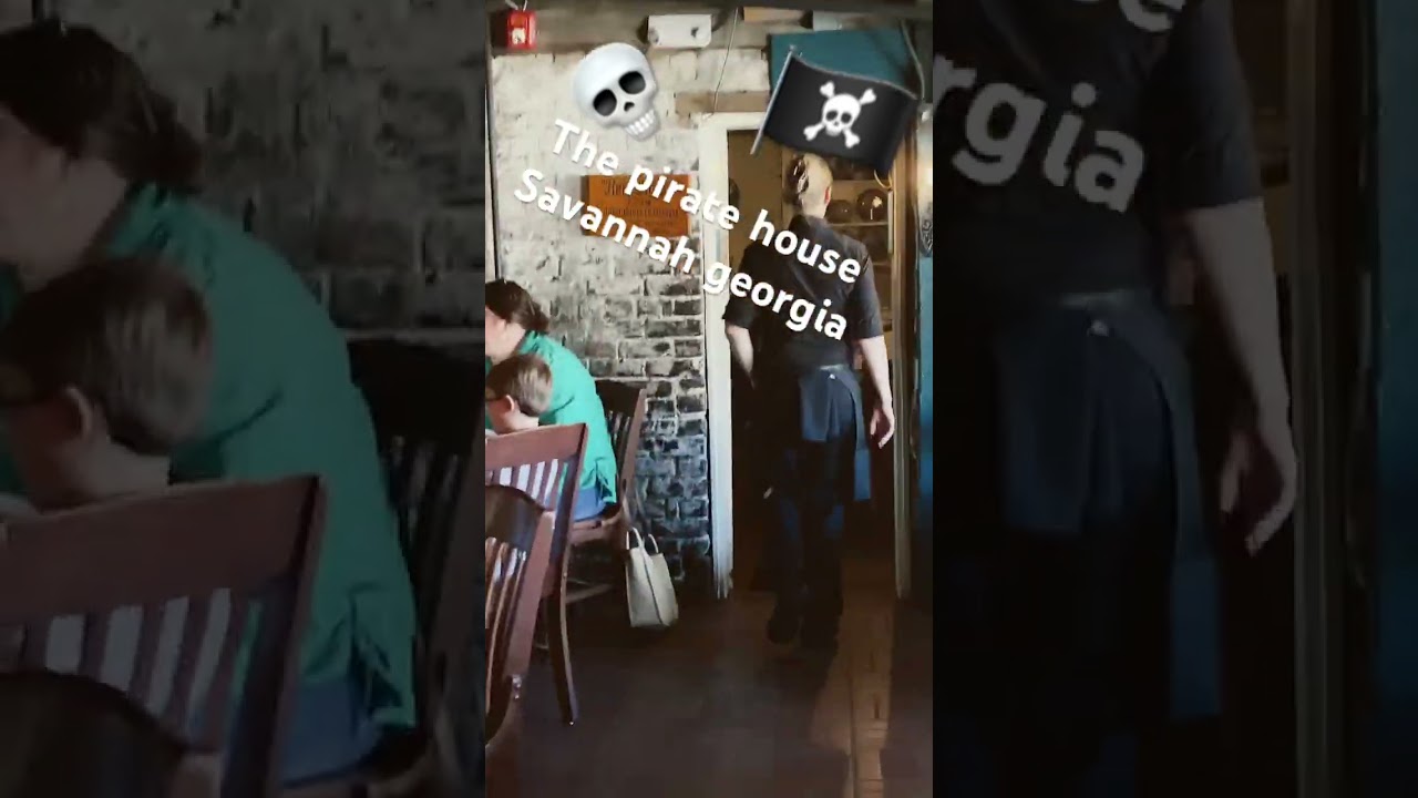 The pirate House, Savannah, Georgia please watch to the end and please subscribe thank you