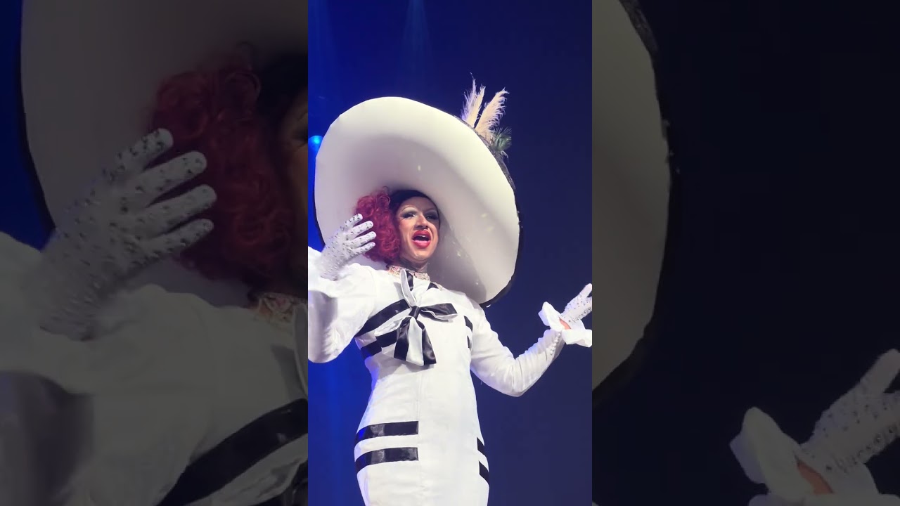 POC BLOGUEIRINHA | DIVAS CURITIBA O SHOW 4° EDIÇÃO | TEATRO REGINA VOGUE - CURITIBA | BY LEH SANUTY 