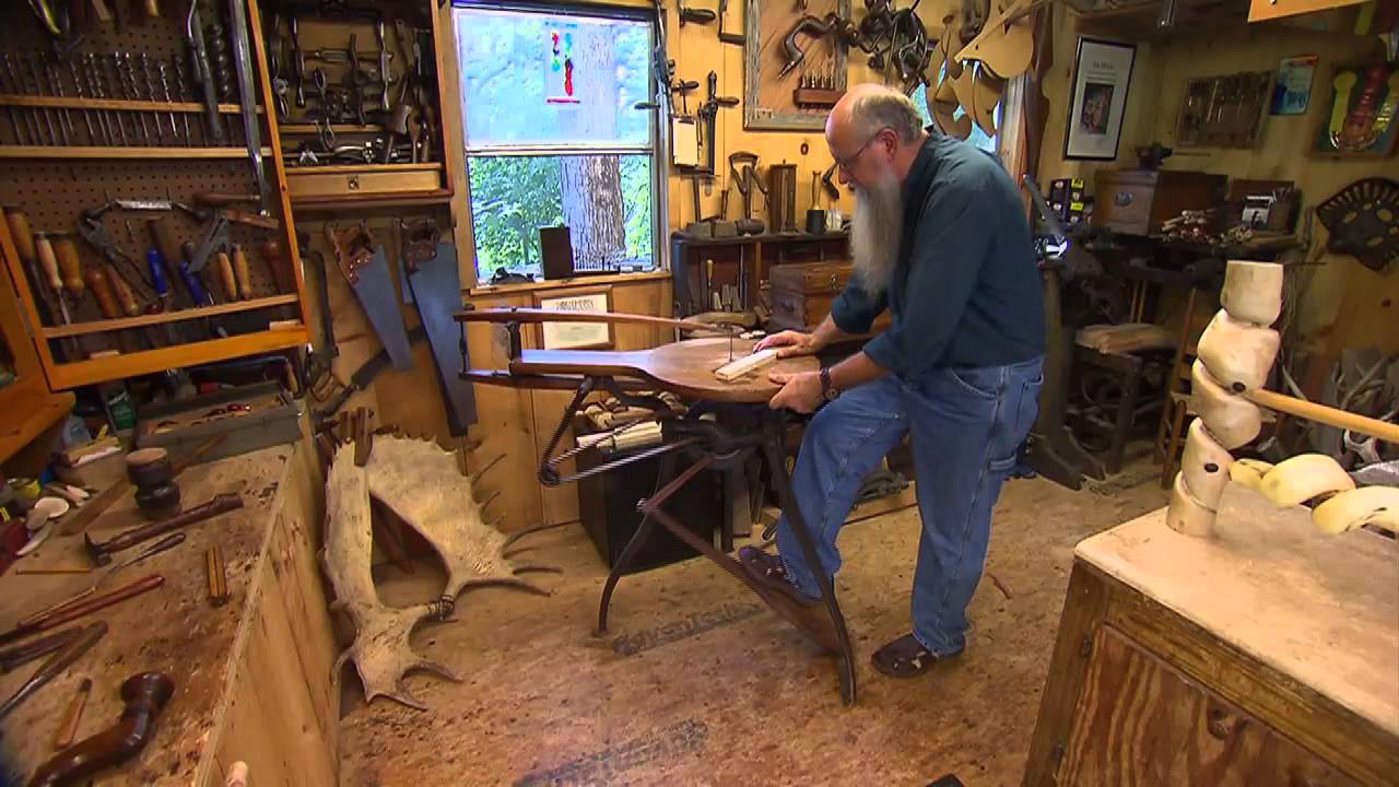 Jim McGie - Chairmaker | Tennessee Crossroads | Episode 2627.2
