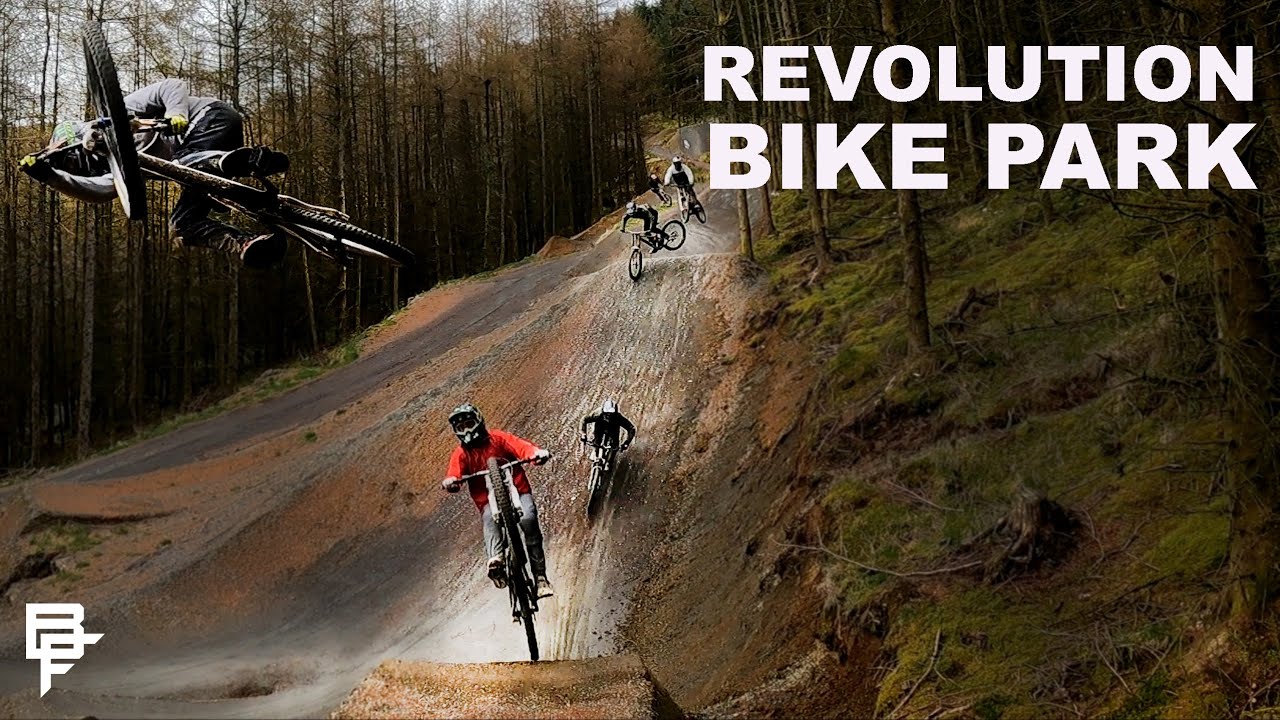 DOWNHILL BIKE WORLD CUP PREP AT REVOLUTION BIKE PARK!!