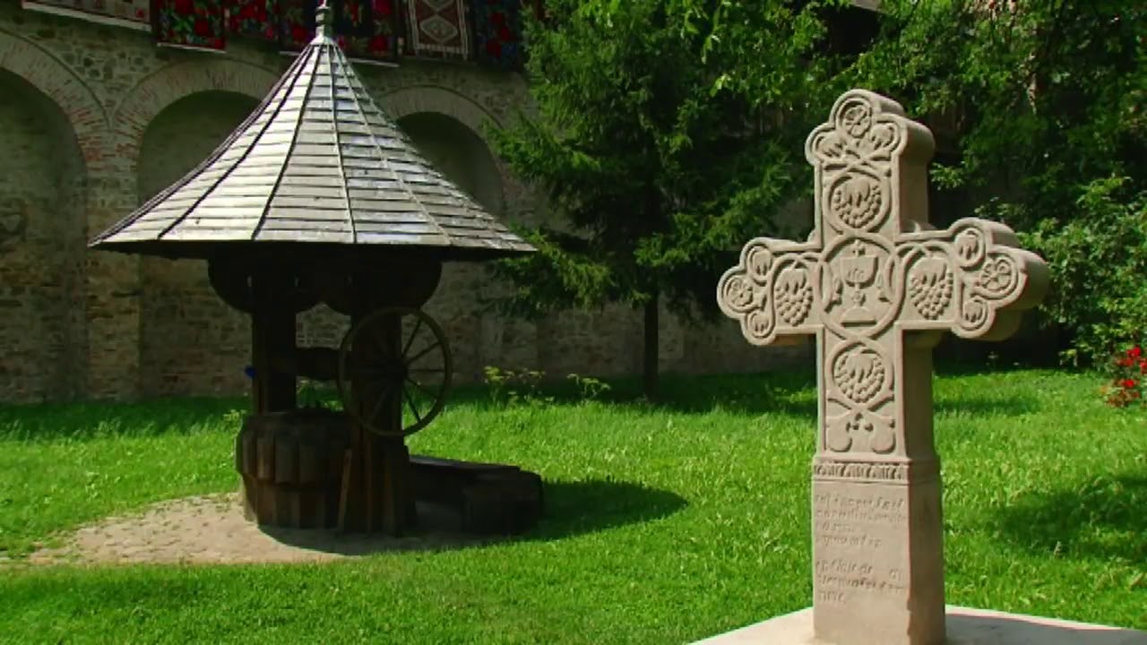 Discover Romania: Mănăstirea Dragomirna (@Arhiva TVR)