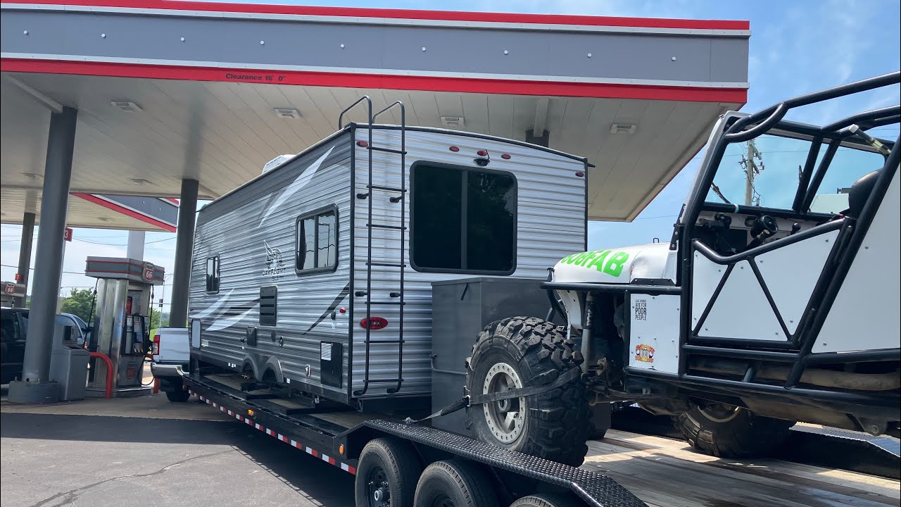 We landed at SMORR!!! Gas stations get interesting with the Crawler Hauler