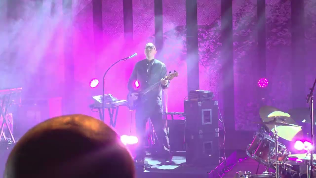 Espen Lind Hamar 14/02 2026 yum yum gimme some