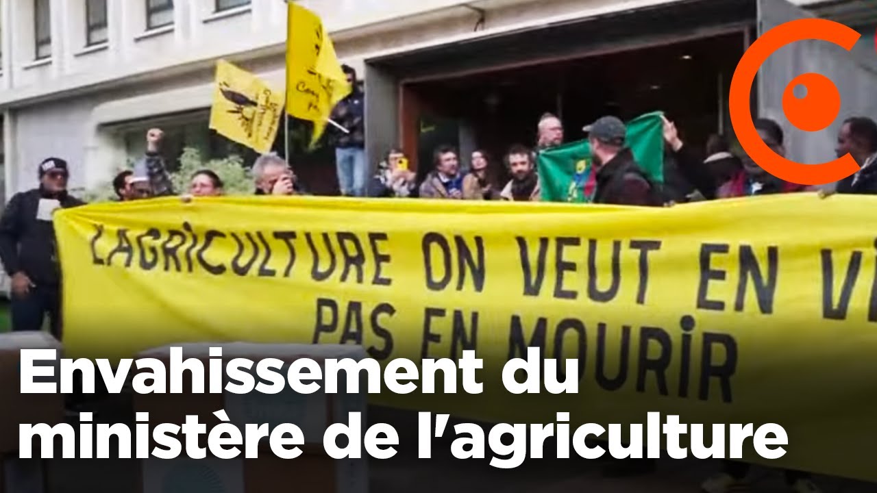 Envahissement du ministère de l'agriculture par la Confédération Paysanne - Agriculteurs en colère