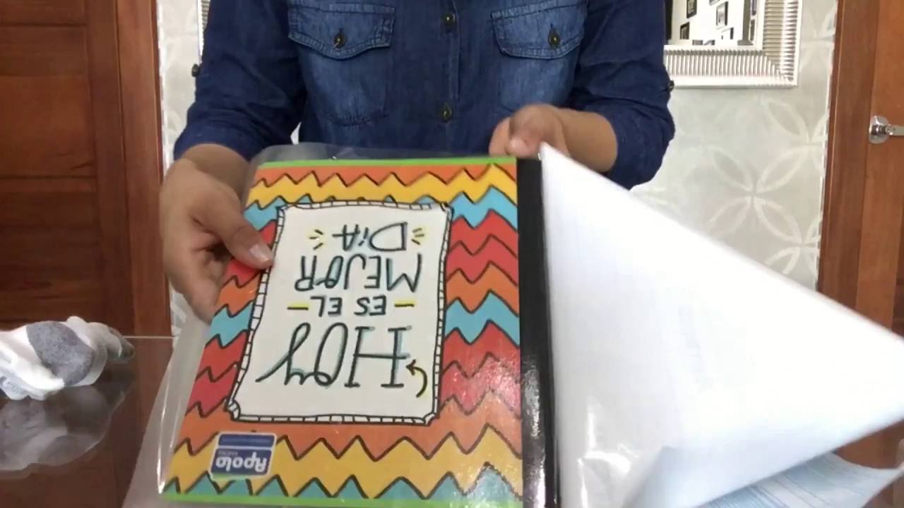 TIP PARA FORRAR LIBROS CON PAPEL ADHESIVO - BACK TO SCHOOL