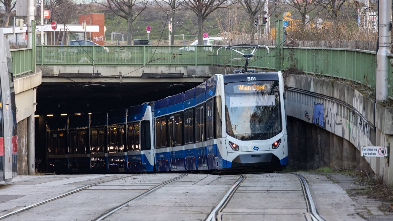 Badner Bahn 2022