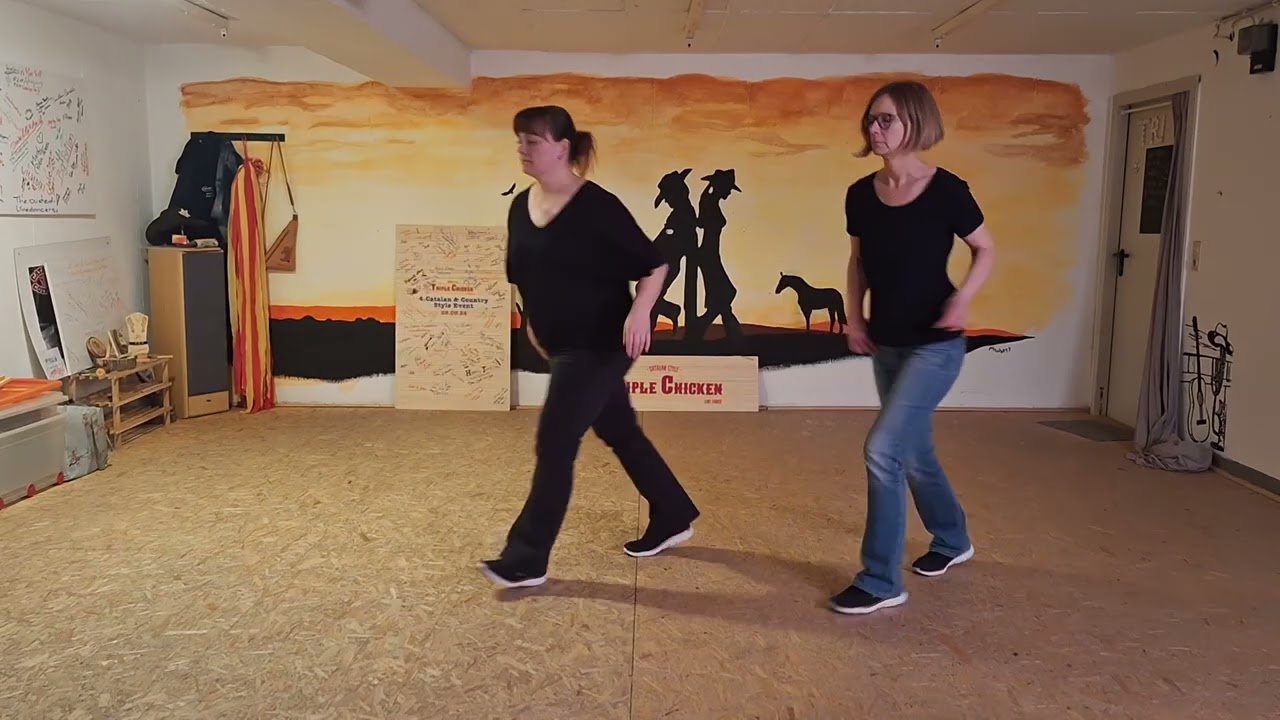 Fil Rouge by S.C.A.M, danced by the Triple Chicken