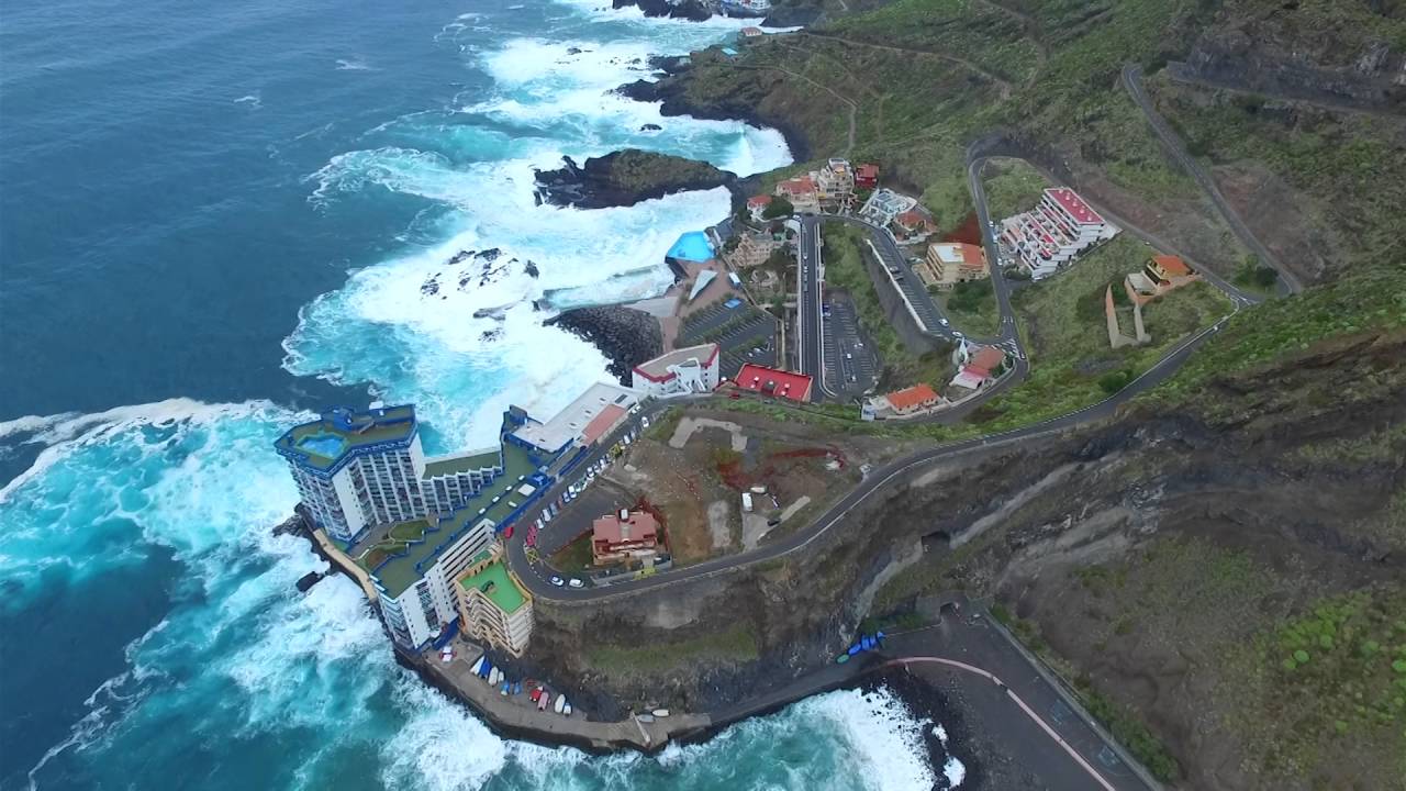 Mesa del Mar, una playa, una piscina... Tacoronte. Tenerife.