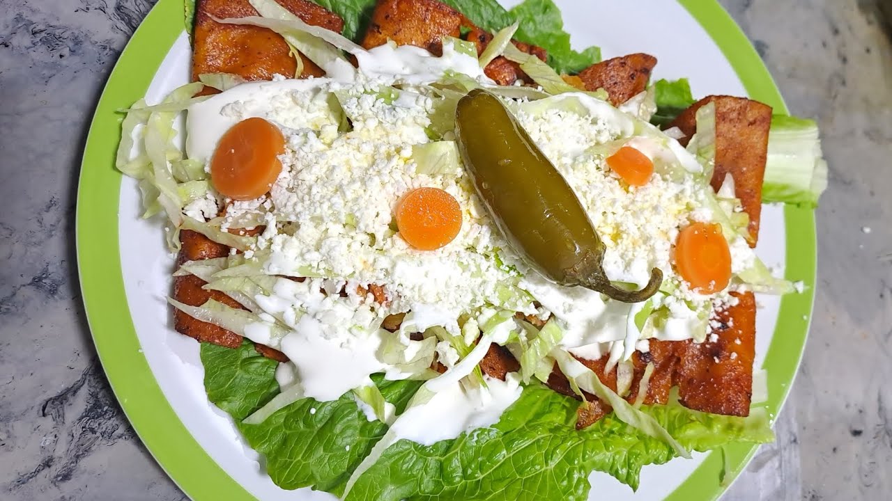 ENCHILADAS ROJAS ESTILO MICHOACÁN
