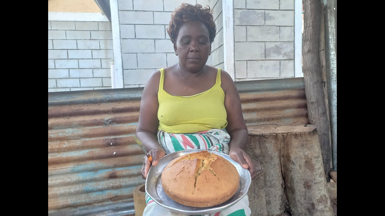 African Village Life/Traditional way of baking using sand🔥
