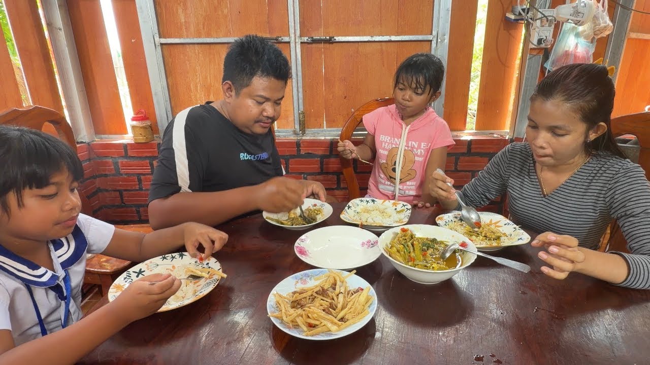 ឆាទំពាំង​ សម្លរម្ជូគ្រឿងក្បាលត្រី​ ថ្ងៃនេះណាលីនាំសេីច