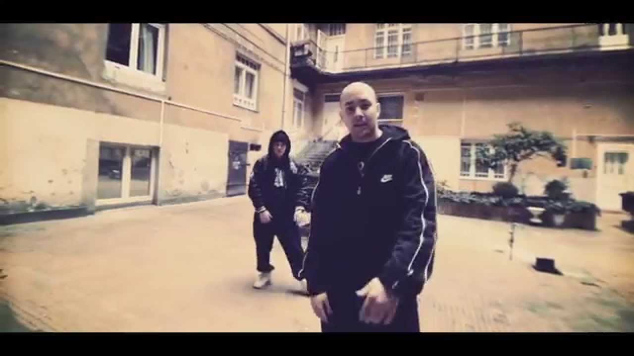 Boxi - D&ouml;r&ouml;g az &eacute;g feat. Rico (Official Music Video)