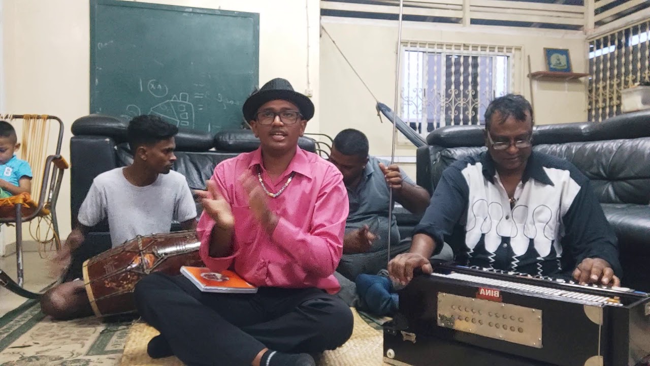 Tore Khote Pe Baadje Badhaiyaa by 