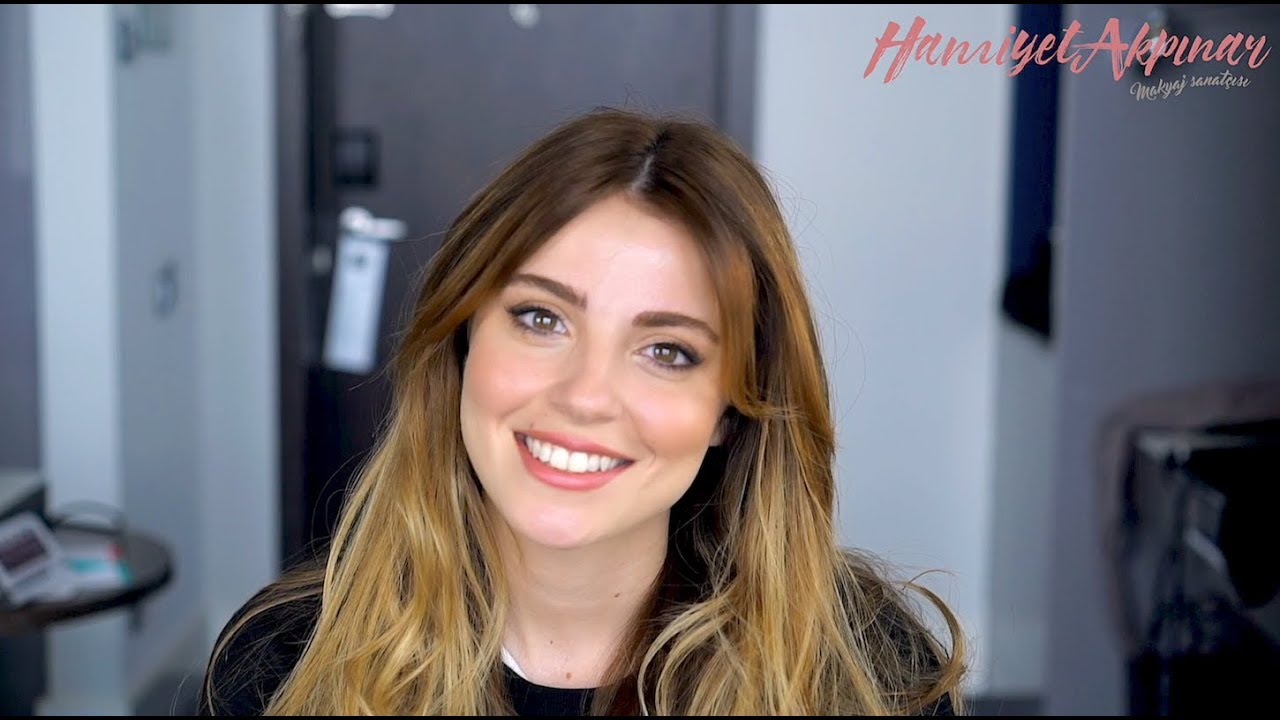 Ezgi Eyüboğlu İle Gelin Makyajı Hamiyet Akpınar
