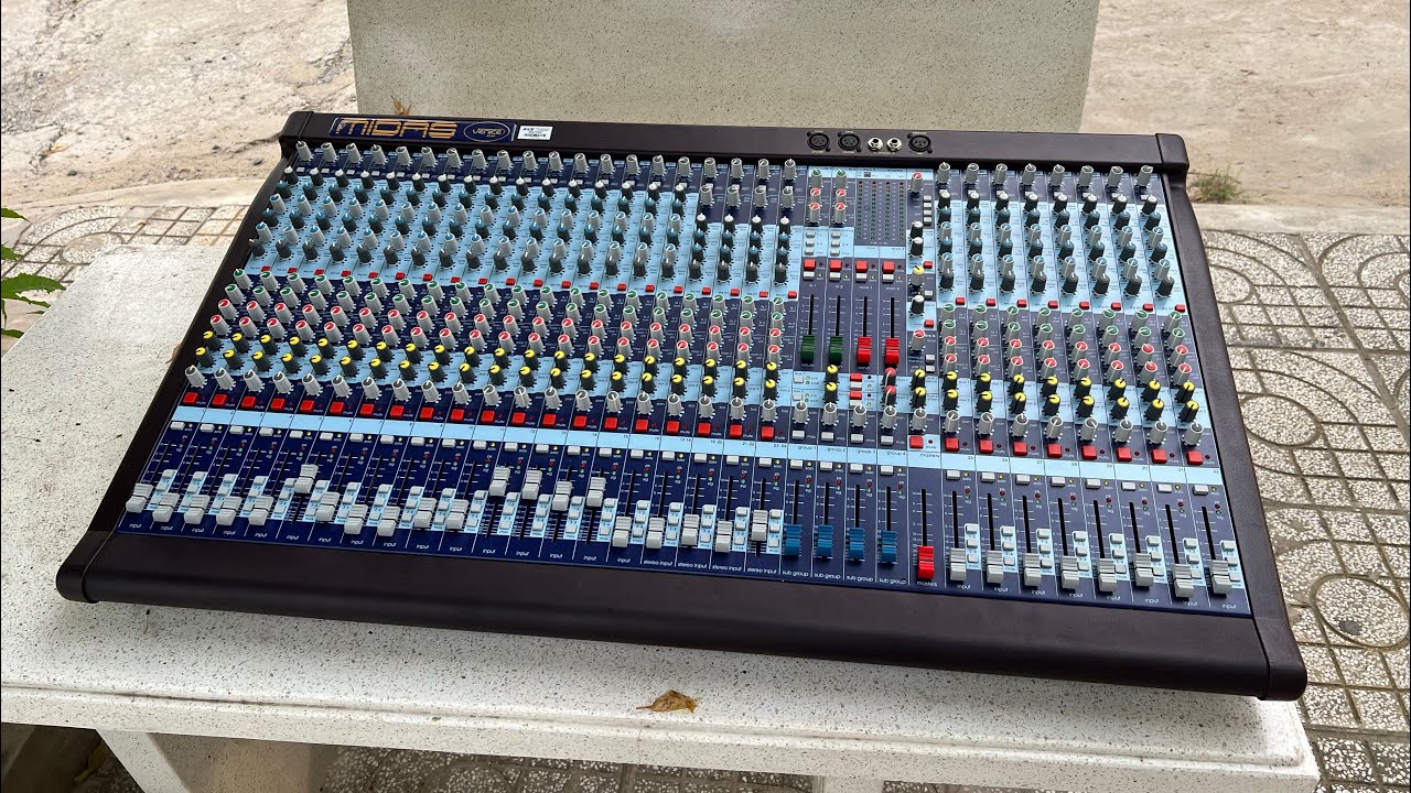 Mixer Midas Venice 320 siêu đẹp giá 33tr Lh 0969.991.779 Hcm