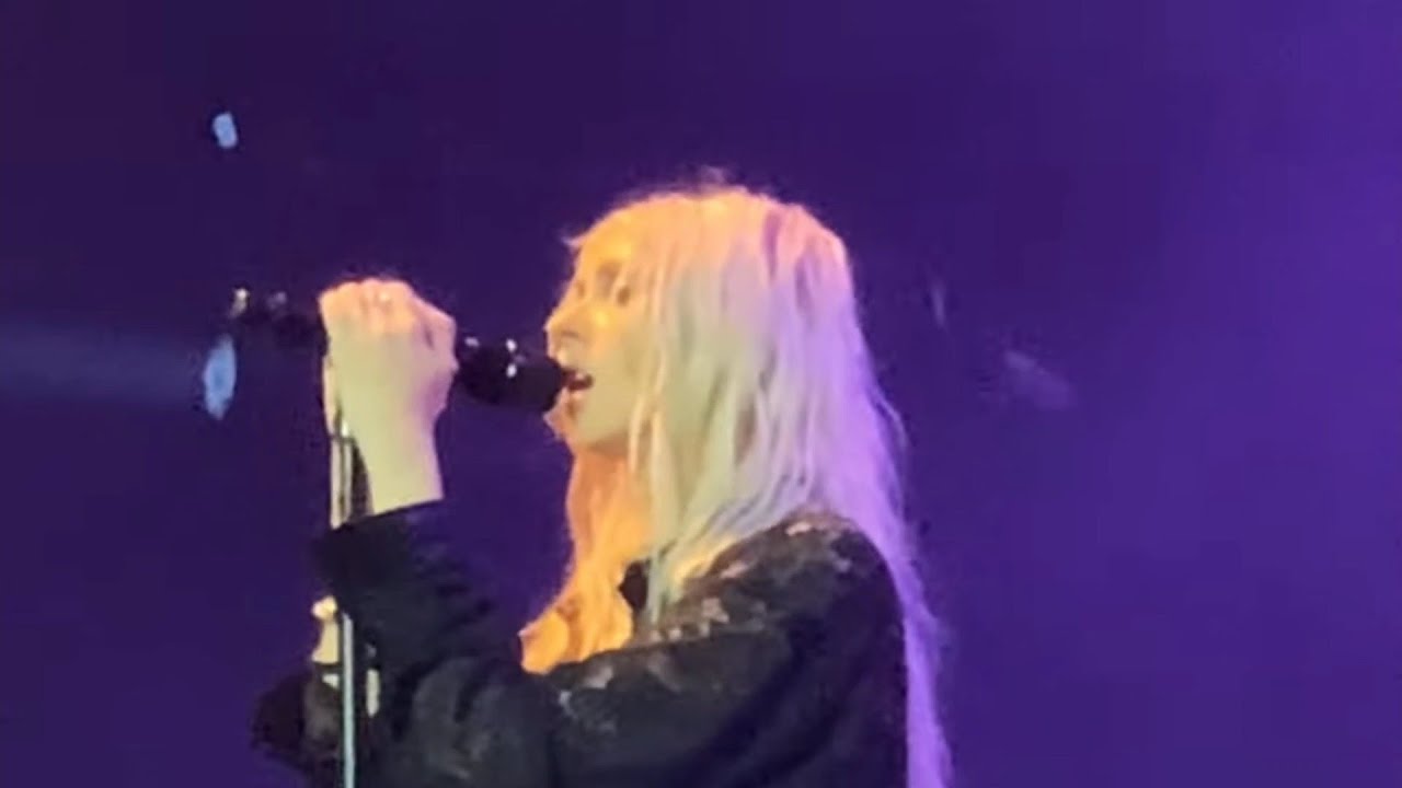 The Pretty Reckless - Harley Darling (Live Debut)