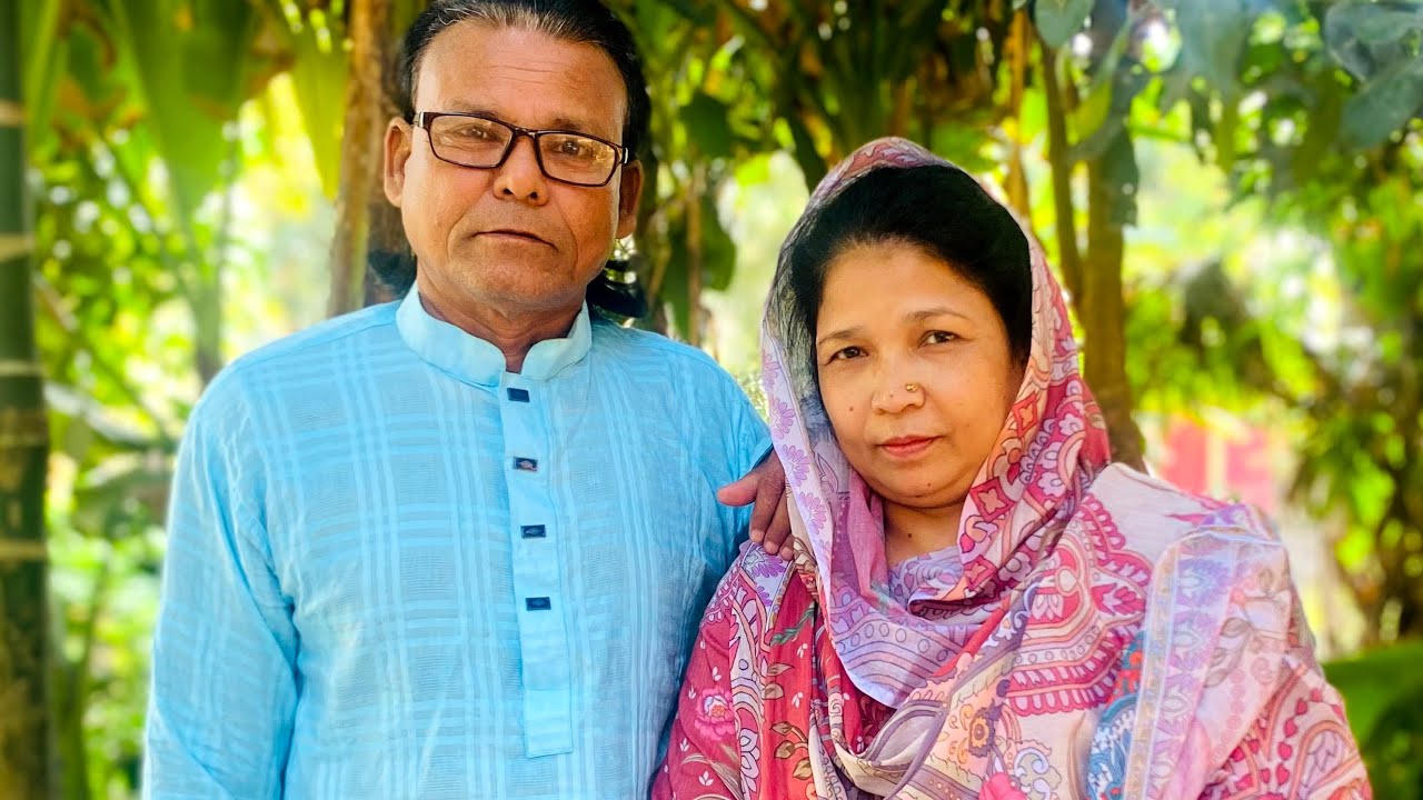 আব্বায় বাইরা নাস্তা করি আইছন করি আম্মা রাগ করছন। 