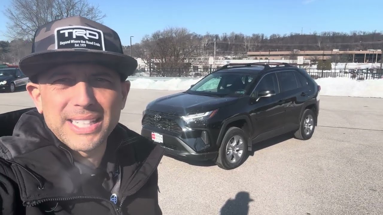 2025 Toyota RAV4 XLE - February Lease Special $399