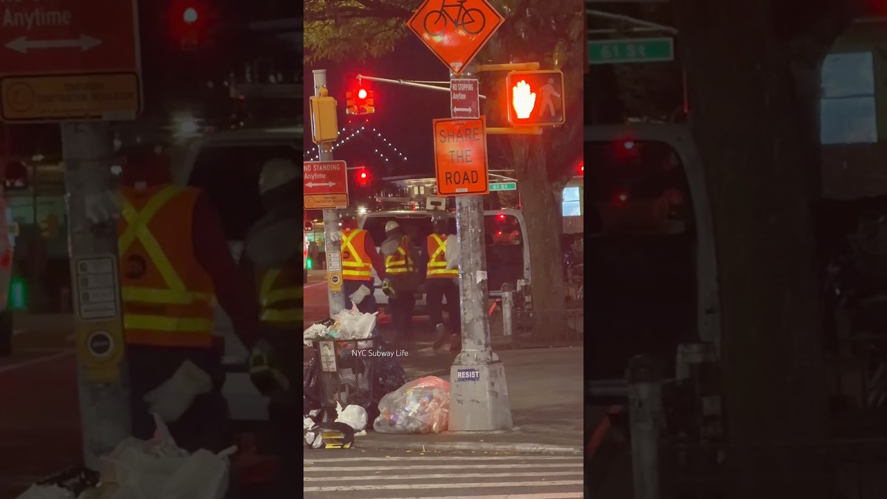 &ldquo;Debris&rdquo; at 59th St N/R Cause Several Delays on The Line. #NYCSubway #NYC #NewYorkCity