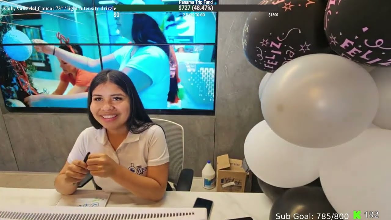 100 girl webcam studio in Cali, Colombia
