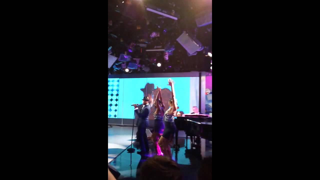 Ne-Yo performs Friend Like Me on GMA