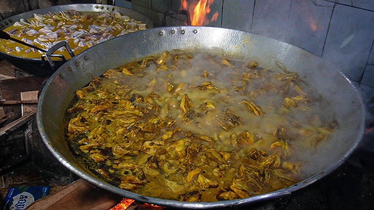 LANGGANAN KELUARGA BESAR PAK JOKOWI WARUNGE SELALU RAME PEMBELI