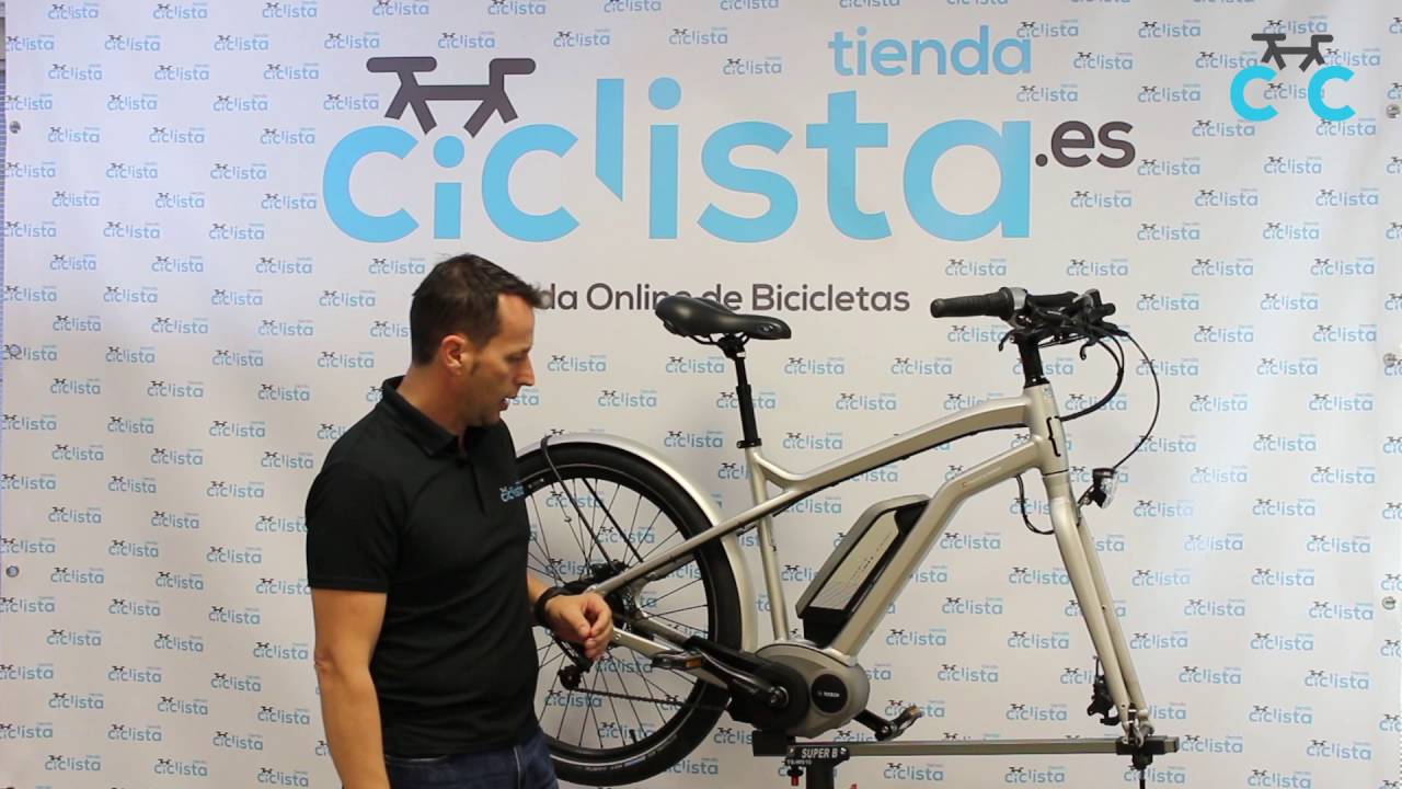 ¿Cómo funciona una bicicleta eléctrica con motor en el pedalier?