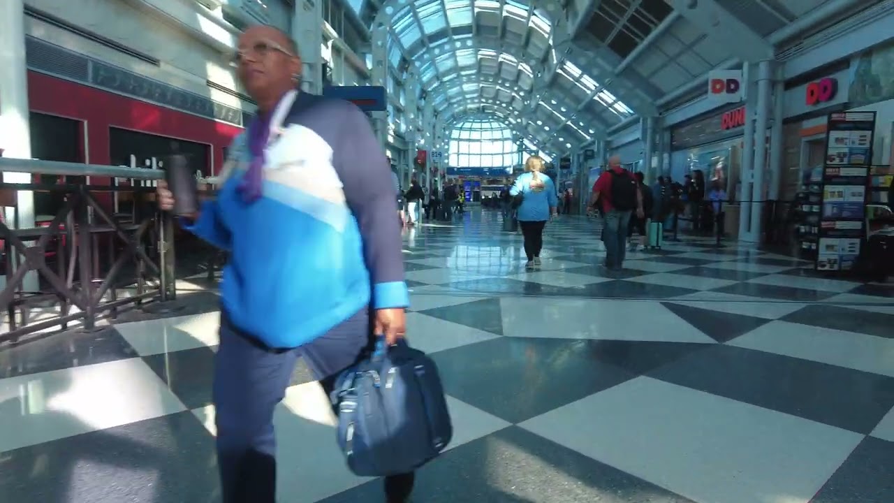 Inside Chicago O’Hare Airport 🇺🇸✈️