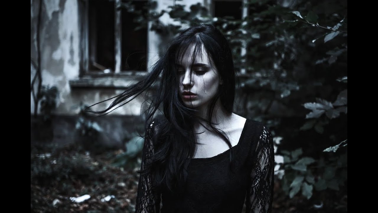 BORN [DEFECT] - I Feel A Ghost Here