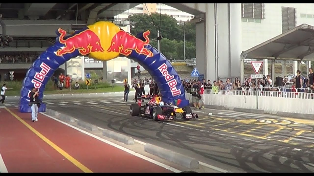 F1 레드불 RB7 2400cc V8 자연흡기 엔진! 두근두근 서울 잠수교 등장.