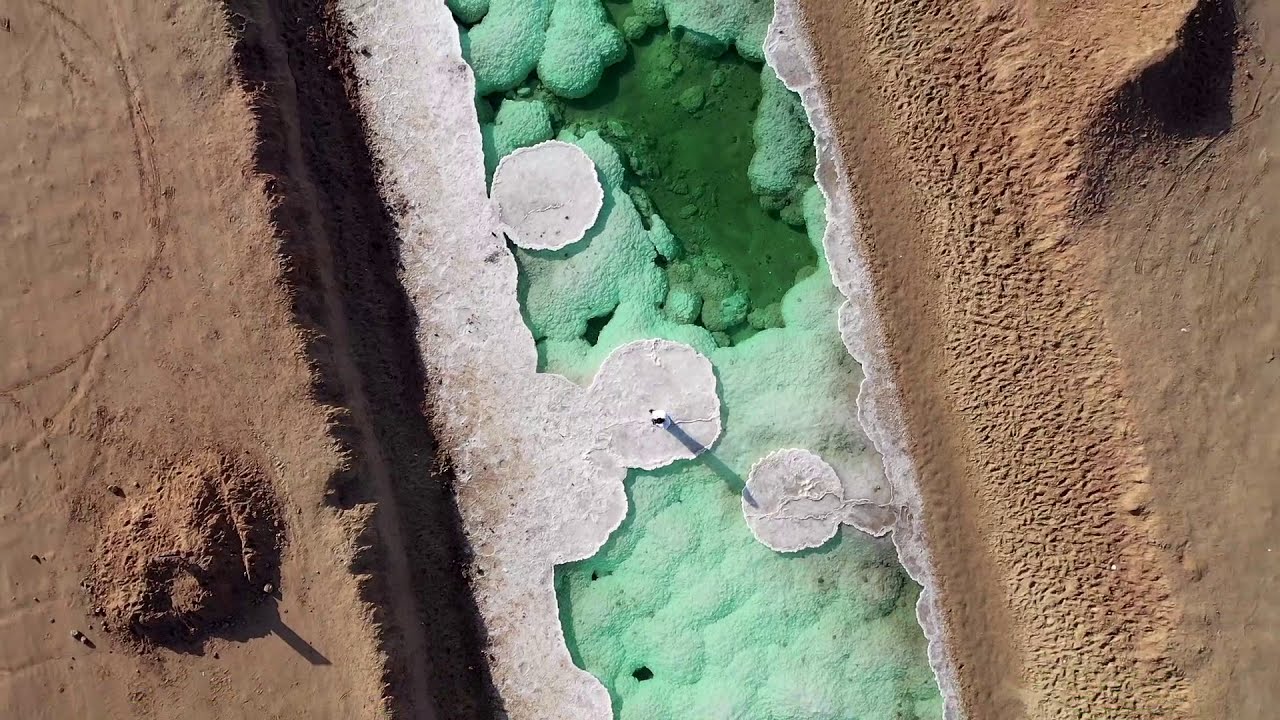 Long Salt Lake - Abu Dhabi