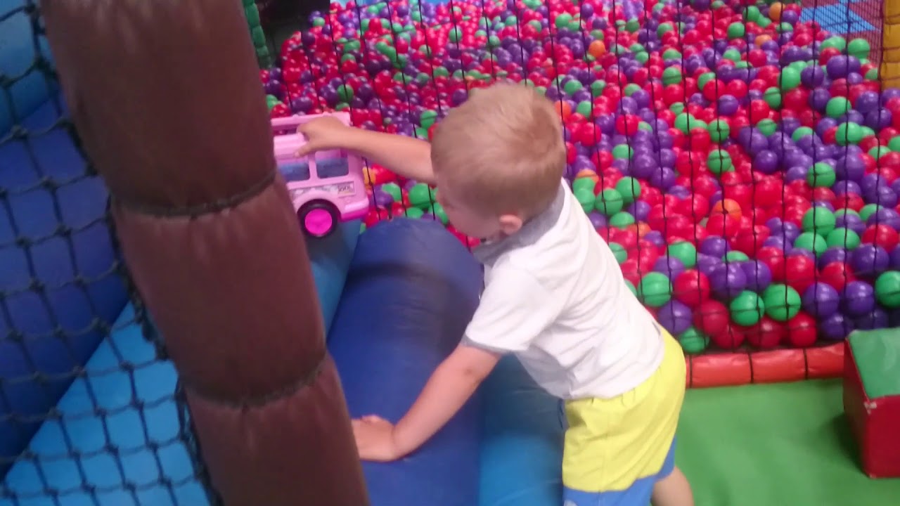 Indoor playground kids plac zabaw dla dzieci playmania mansfield