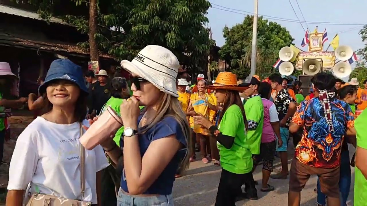 ลายพิณห่าวๆ แห่นาค บ.กลาง อ.กฉินารายณ์ จ.กาฬสินธุ์ โปรดใส่หูฟัง#กลองยาวเมียห่าว