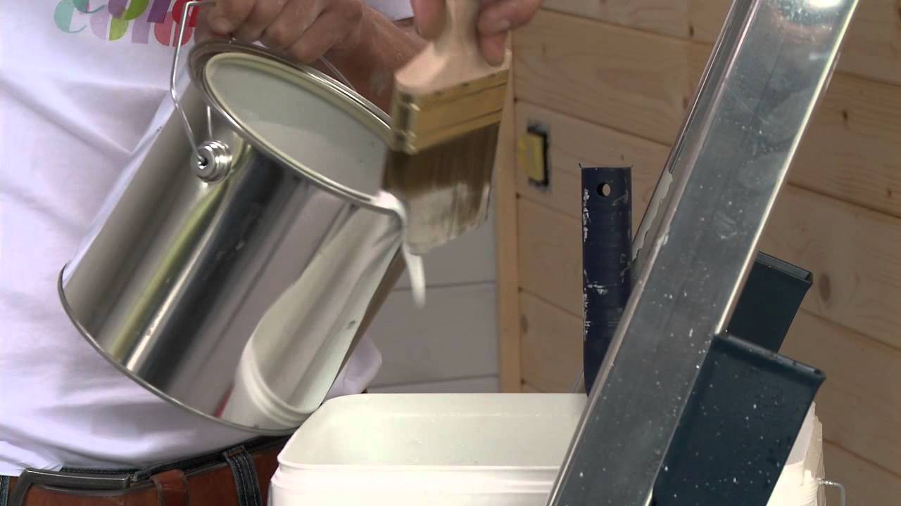 Hoe beits je een tuinhuis in een dekkende tint? | XYLADECOR