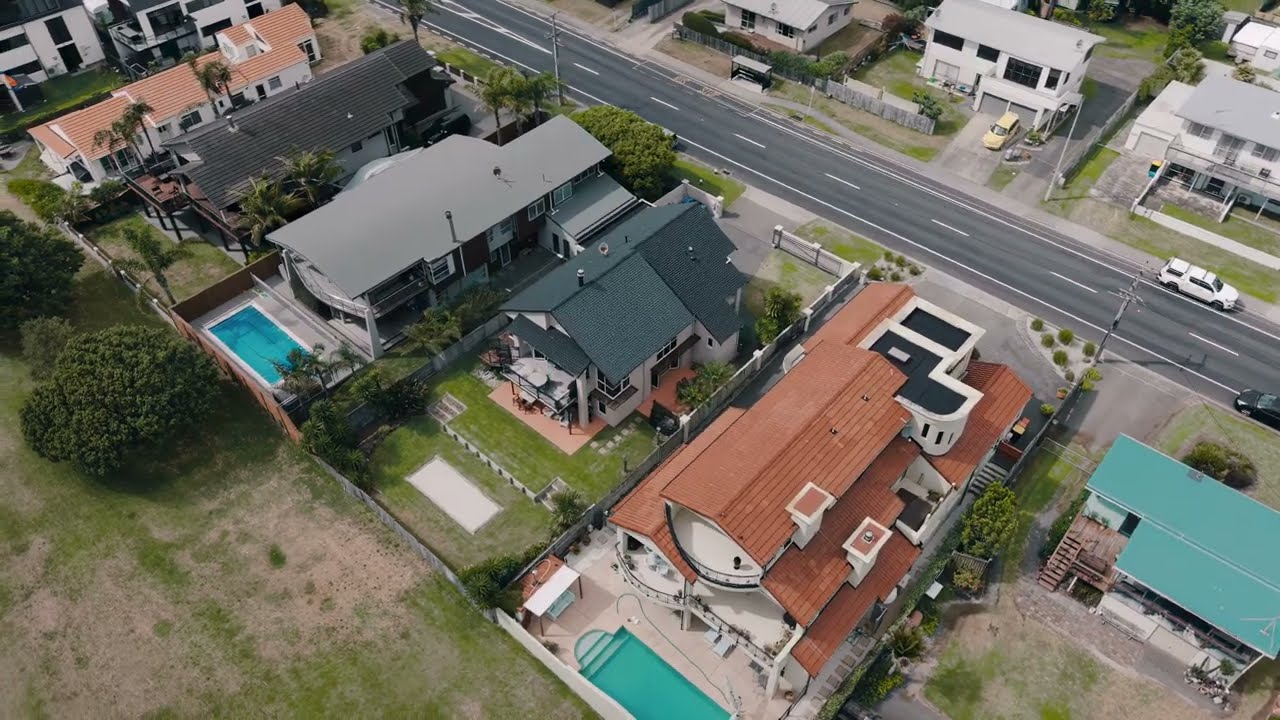 1173 Papamoa Beach Road - Will Holliday & Rosemarie Turley