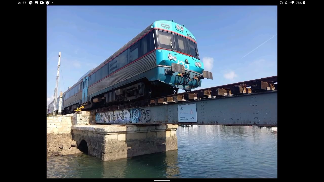LINHA DO ALGARVE - COMBOIOS E ESTAÇÕES