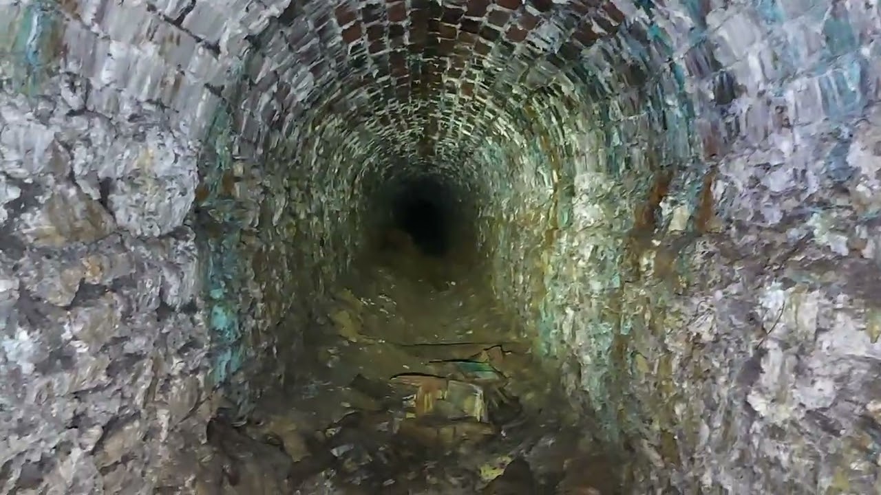 Brick tunnel explore - #tunnel #abandonedcornwall #cornwall 