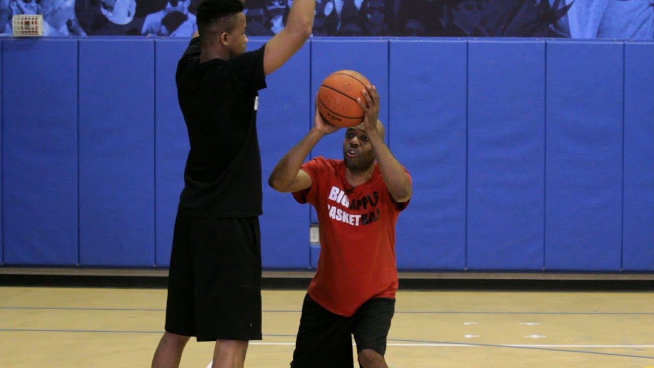 How to Do an Up & Under | Basketball Moves