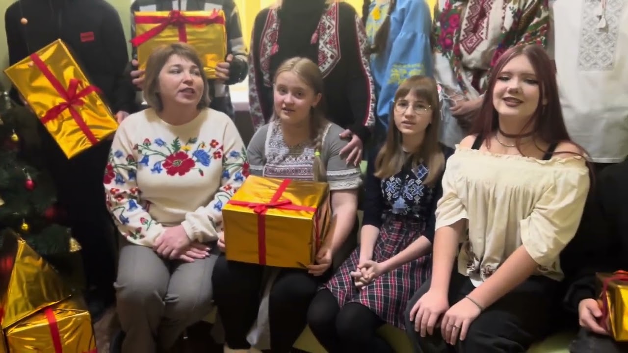 Запорізька гімназія №109 Вітає з Різдвом!