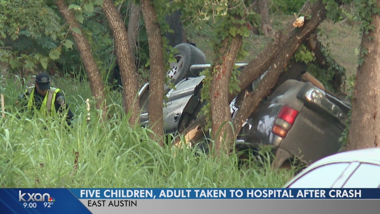 Multiple children, 1 adult injured in east Austin crash