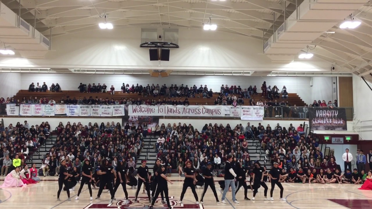 Torrance High School Hands Across Campus 2017 - Korean Culture Club (fan dance & K-POP)