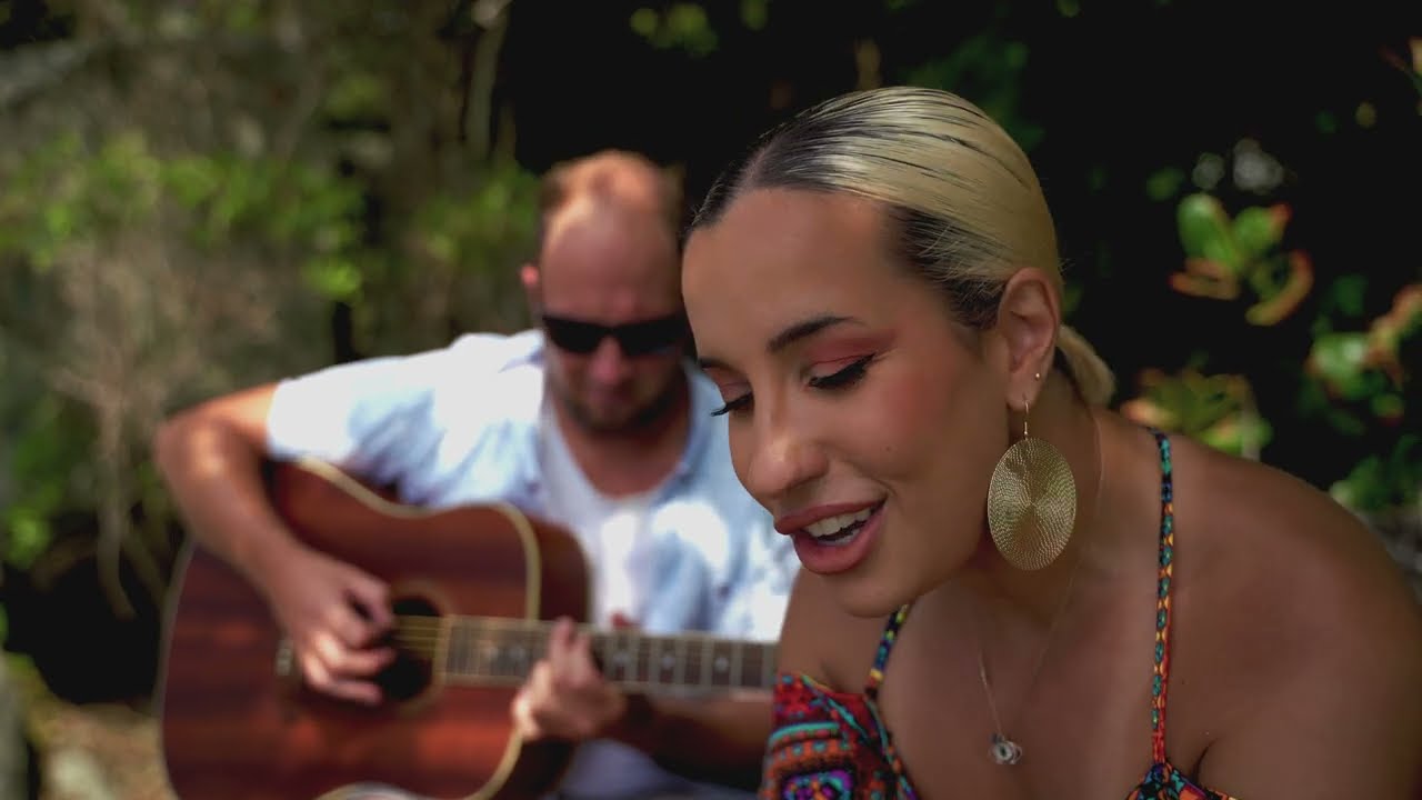 Nissa Seych - 10/10 acoustic (live from Glacis, Seychelles)