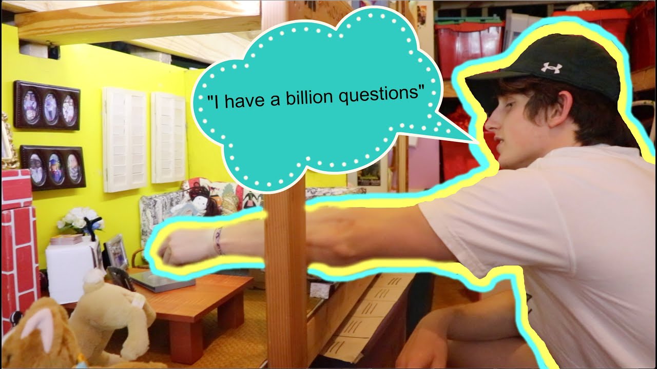 Mixiepixie7's Brother Shows You Around the American Girl Dollhouse