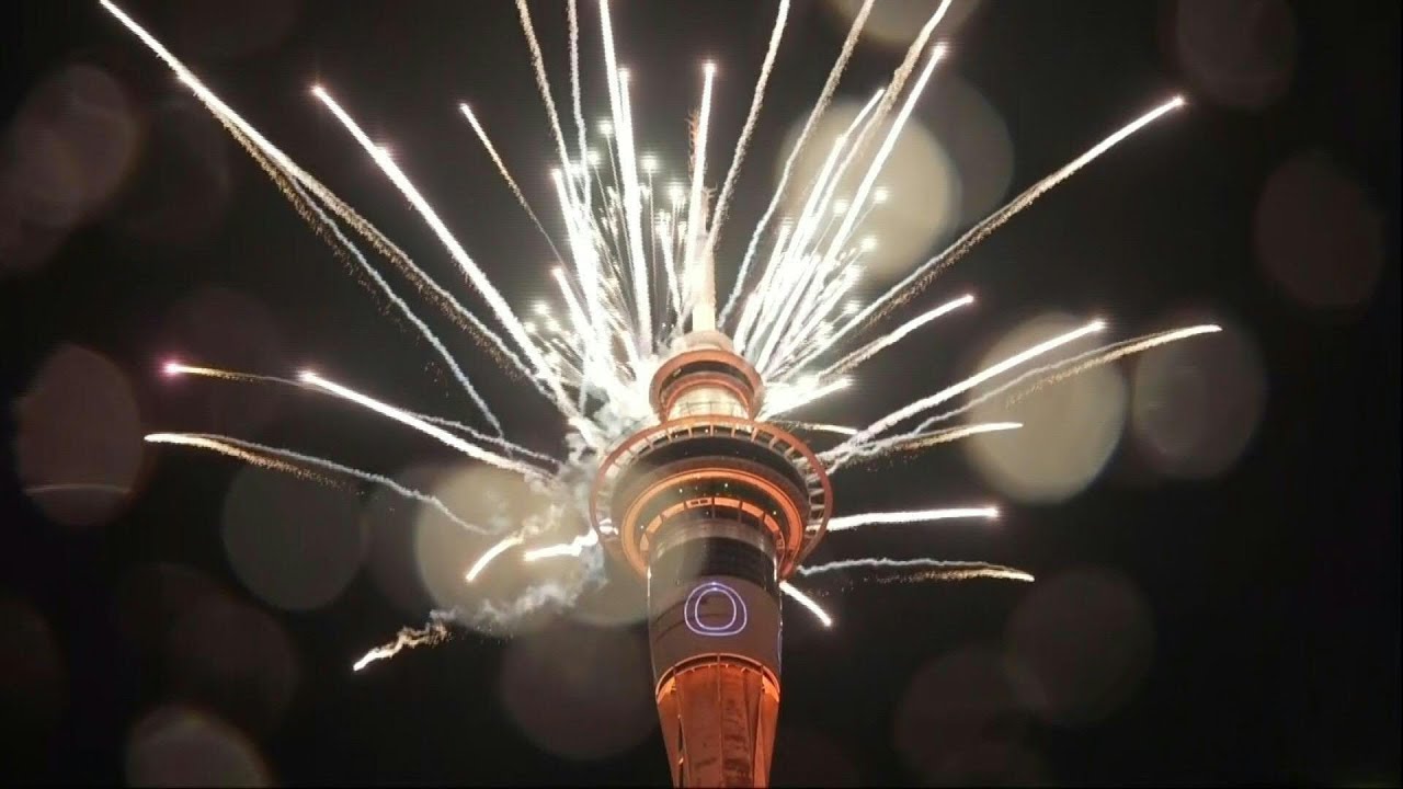 Nova Zelândia recebe 2024 com fogos de artifício | AFP