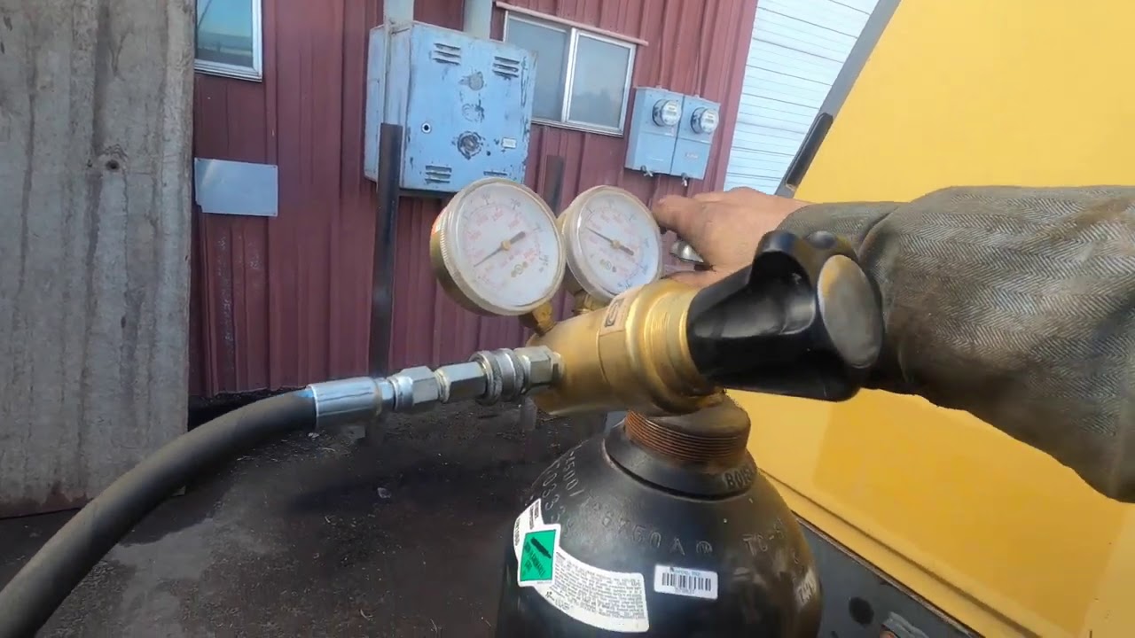 Charging Nitrogen accumulators.