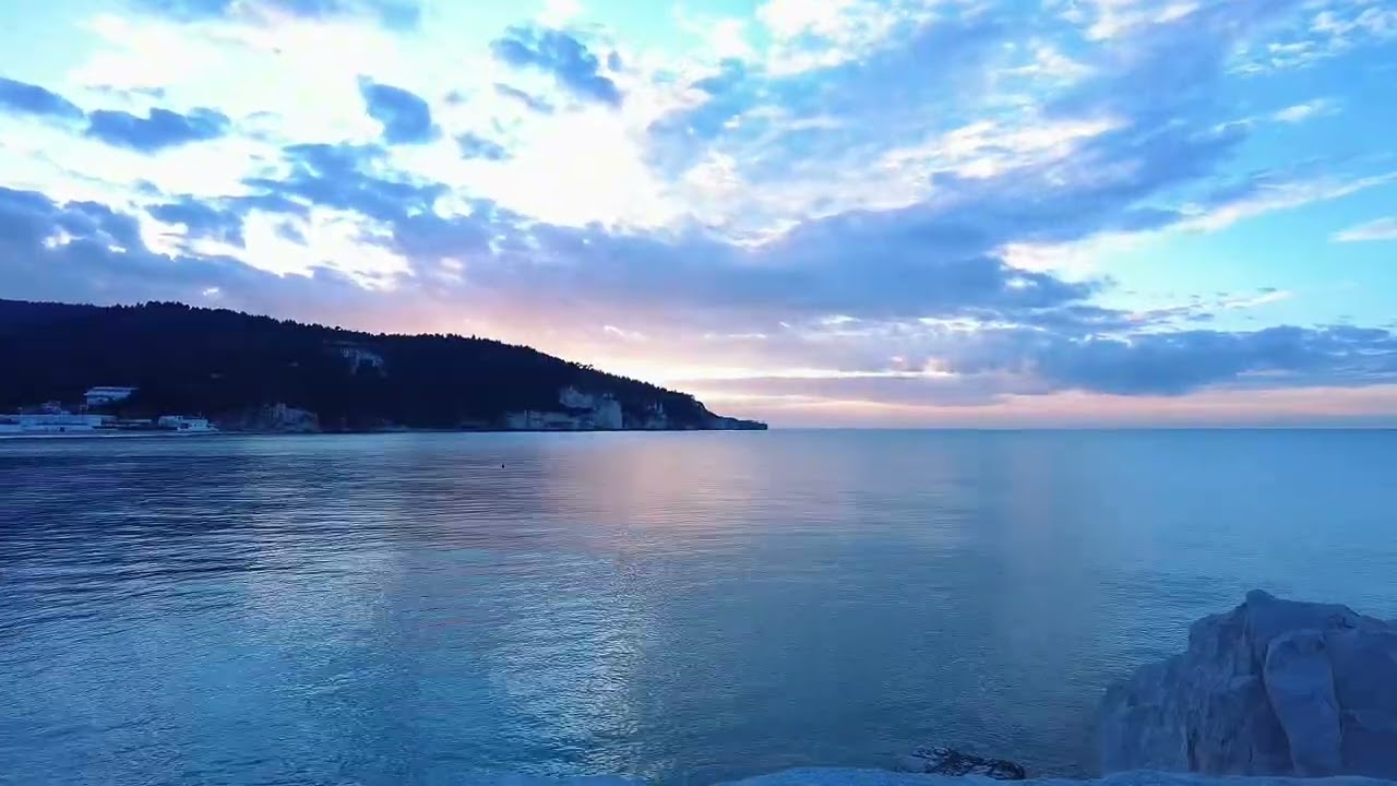 TRAMONTO SUL MARE E PIZZA...IL RELAX CHE MERITI, Storia di Pizza e territorio