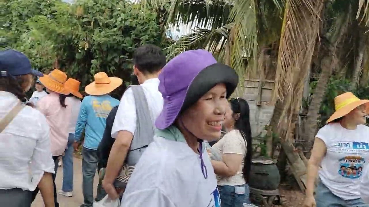 งานบุญบ้านเฮาม่วนคักครับ