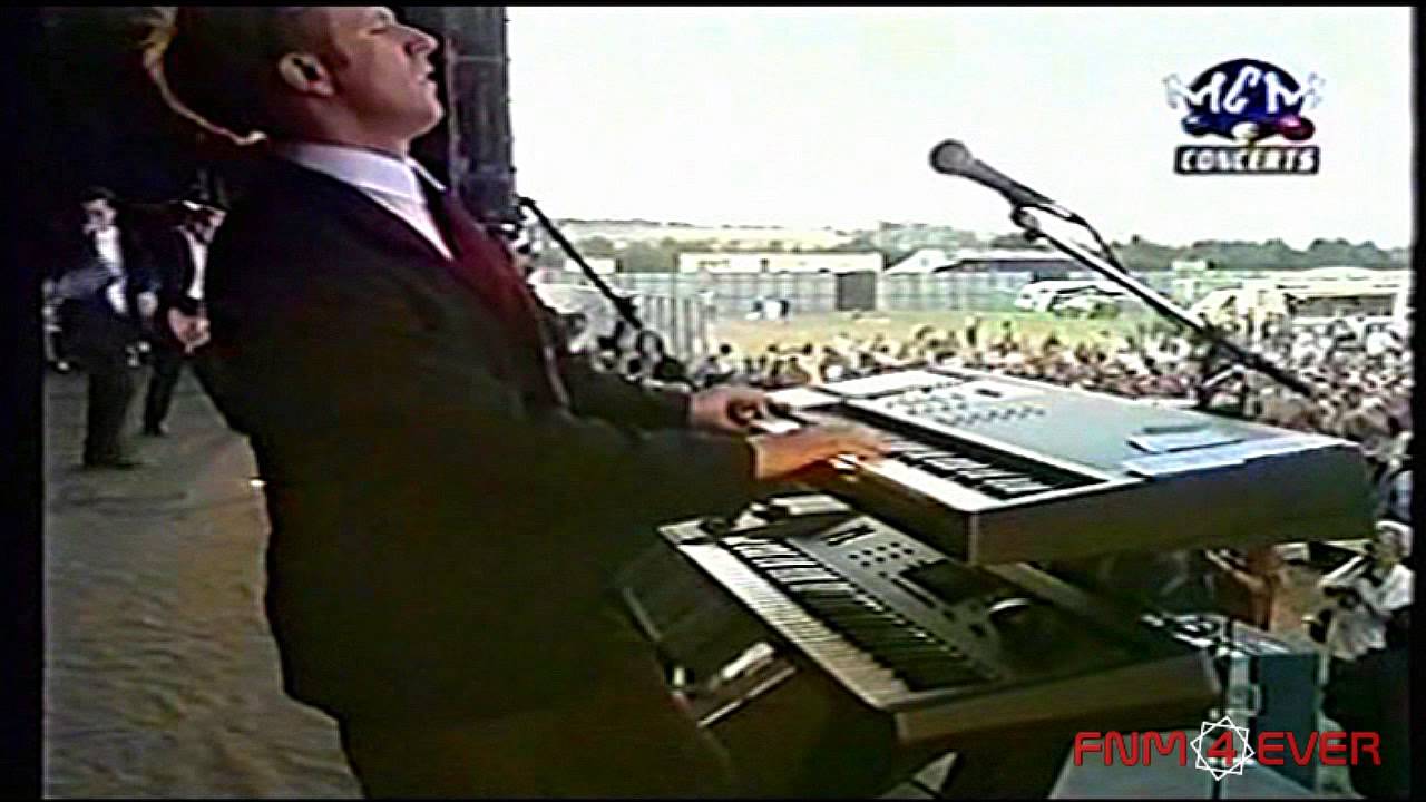 Roddy Bottum Clip (FNM4EVER)